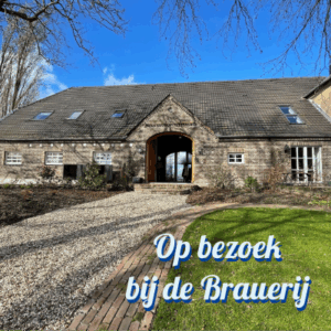 Coverfoto van een vooraanzicht van de Brauerij. Tekst op de foto zegt; Op bezoek bij de Brauerij.